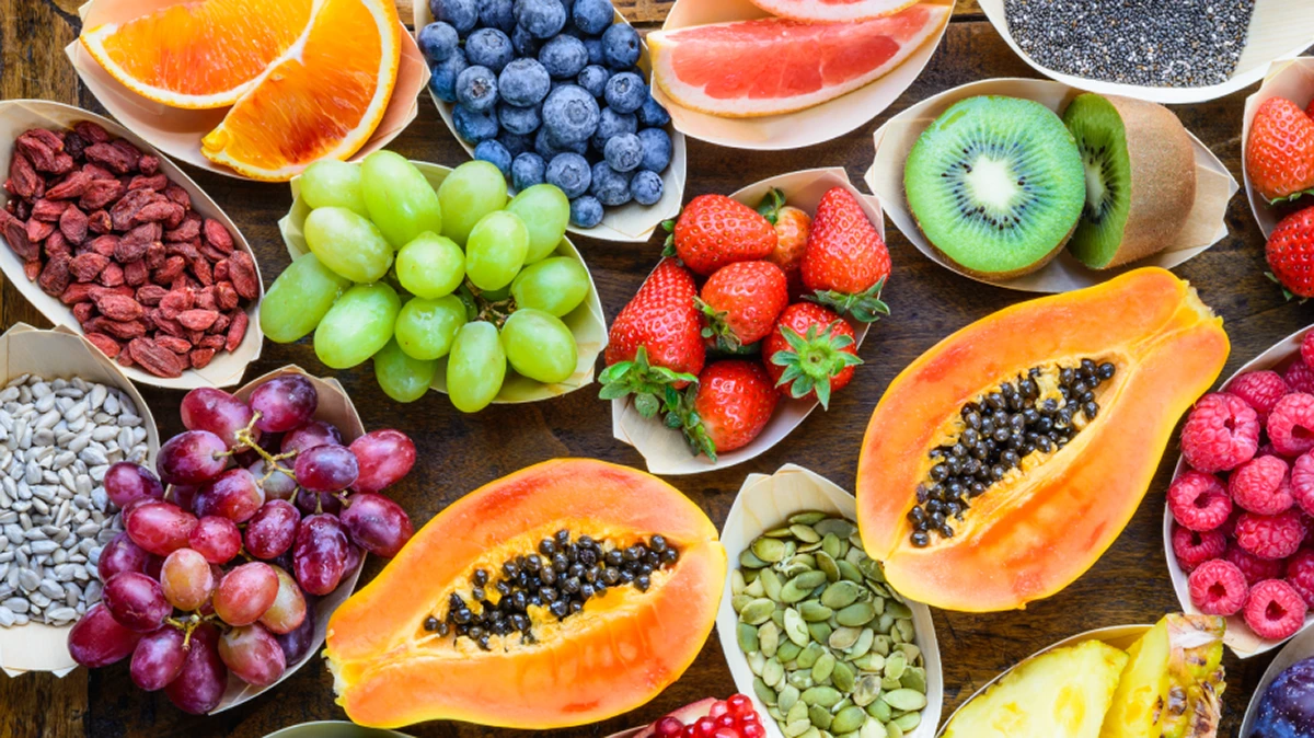 incorporating-super-foods-into-your-diet-get-the-most-bang-for-your-calories_1200x674