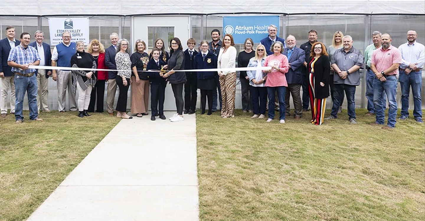 Rockmart Middle School Celebrates New Greenhouse