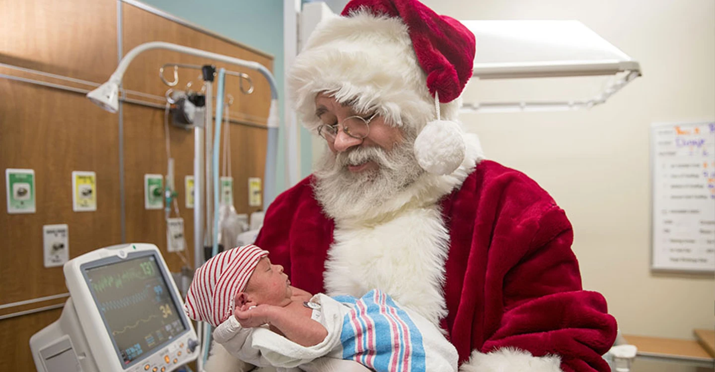 Smart Move Helped 'Santa' Avoid Stroke Complications