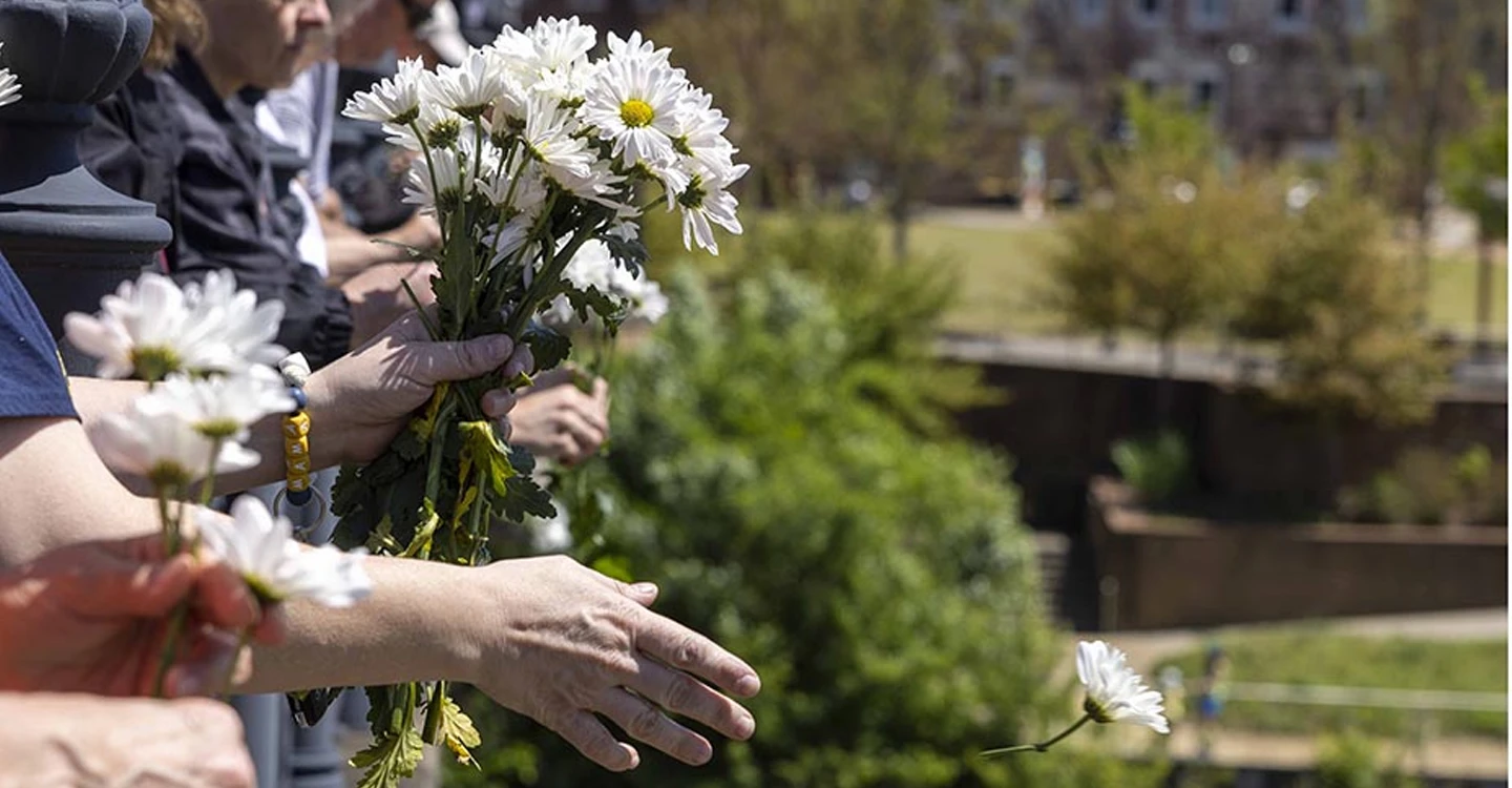 Cancer Navigators' Annual Daisy Drop Scheduled for April 27